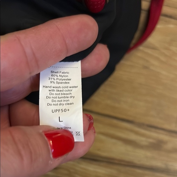 Nwt- boutique- Womens Shiny Padded One Piece Bathing Suit-L - Picture 6 of 6